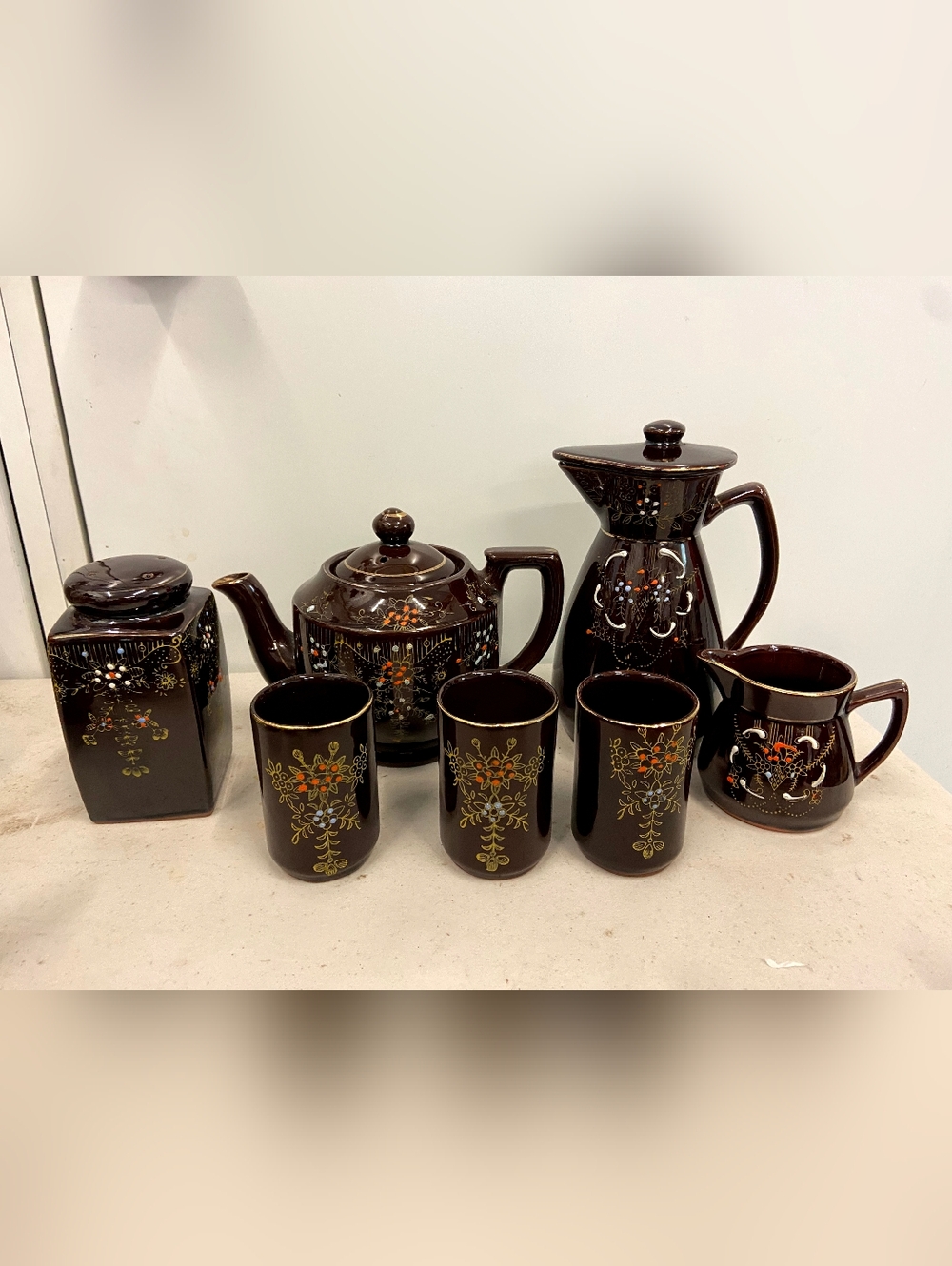 Vintage Brown Floral Ceramic Tea Set - Decorative 7-Piece Set